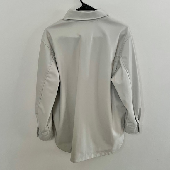 H&M vegan leather shacket - Picture 2 of 5